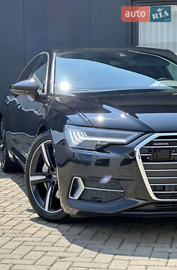 Седан Audi A6 2019 в 