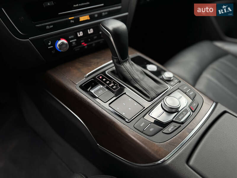 Седан Audi A6 2015 в Луцке