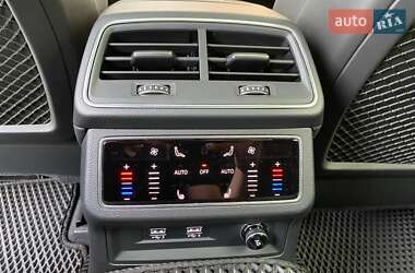 Седан Audi A6 2018 в 