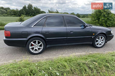 Седан Audi A6 1995 в 