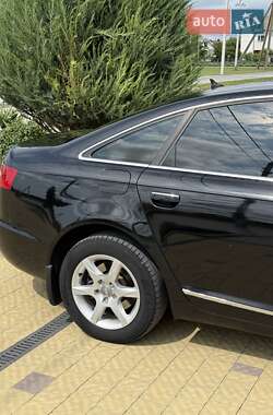 Седан Audi A6 2010 в 
