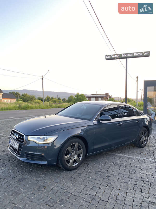 Седан Audi A6 2012 в Тячеве