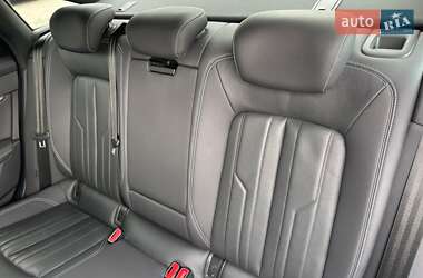 Седан Audi A6 2020 в 