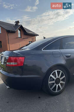 Седан Audi A6 2004 в 