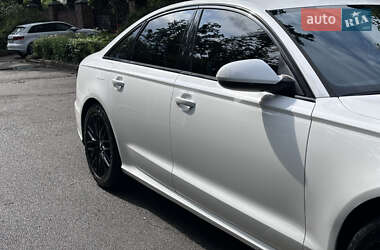 Седан Audi A6 2016 в 