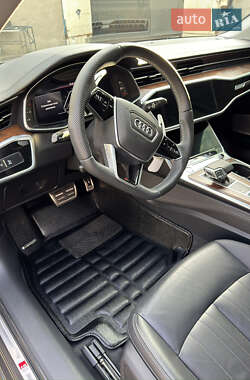 Седан Audi A6 2018 в 