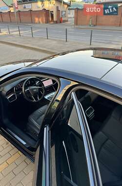 Седан Audi A6 2018 в 