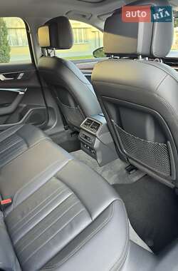 Седан Audi A6 2018 в 