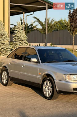 Седан Audi A6 1996 в 