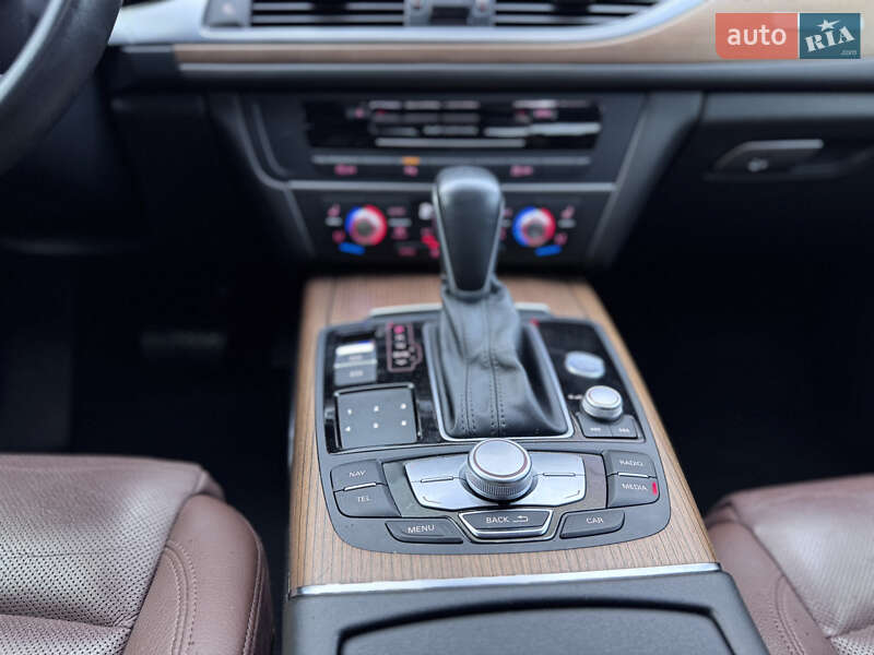 Седан Audi A6 2015 в Одессе