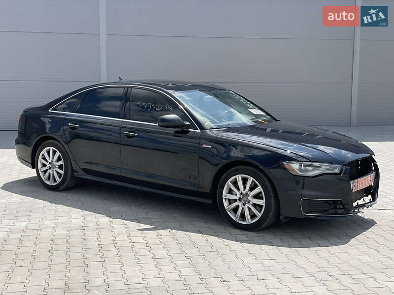 Седан Audi A6 2015 в 