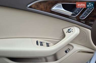 Седан Audi A6 2015 в 
