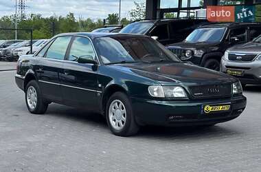 Седан Audi A6 1995 в 