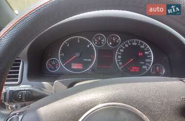 Универсал Audi A6 2002 в 