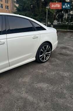 Седан Audi A6 2012 в 
