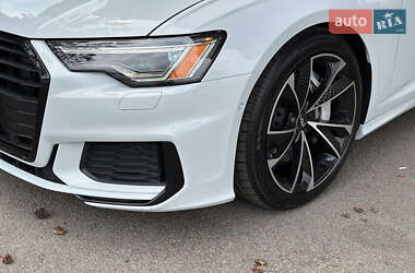 Седан Audi A6 2019 в 