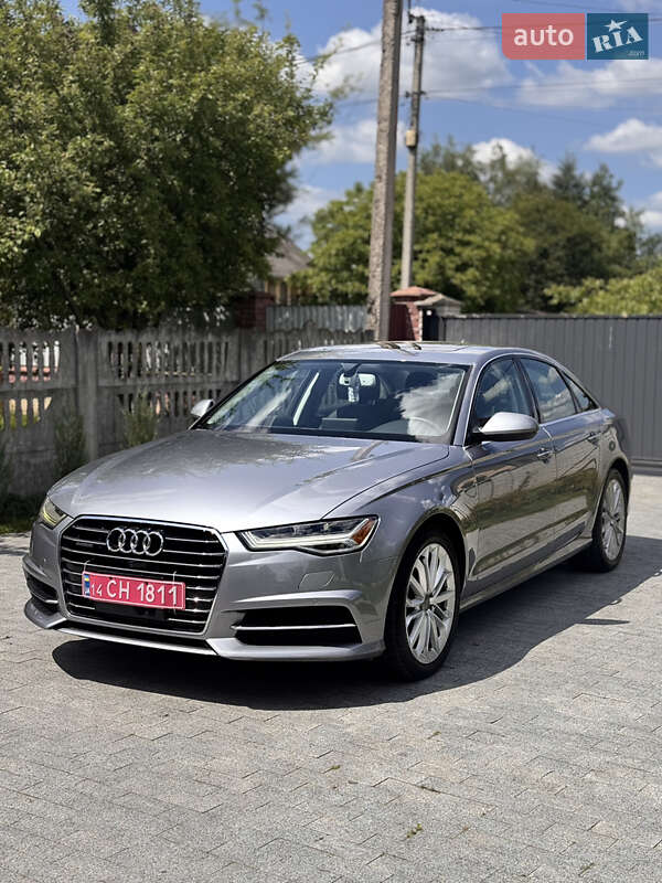Седан Audi A6 2015 в 