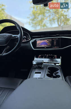 Седан Audi A6 2018 в 