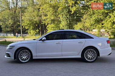 Седан Audi A6 2015 в 