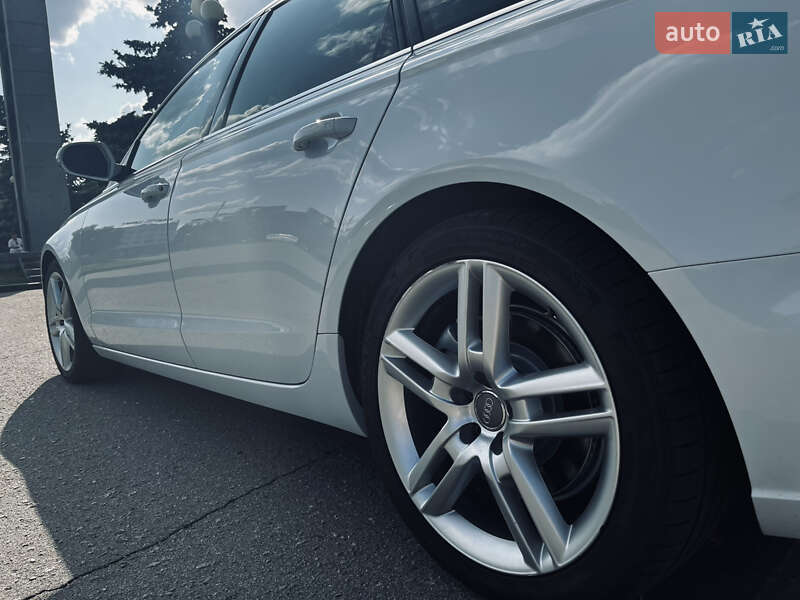 Седан Audi A6 2014 в Лубнах