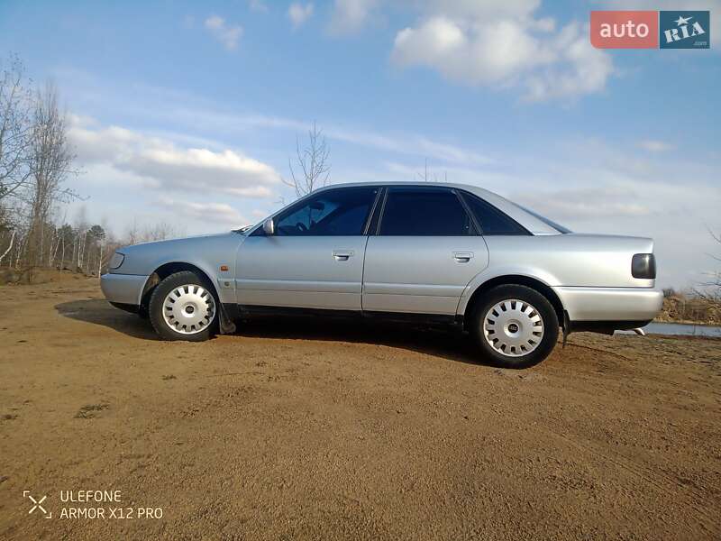 Седан Audi A6 1996 в Хорошеве