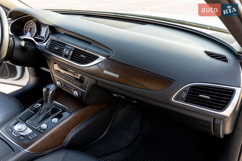 Седан Audi A6 2015 в Виннице