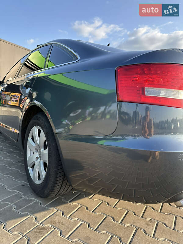 Седан Audi A6 2004 в Стрые