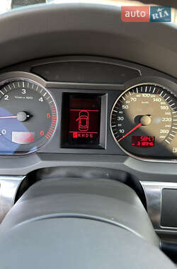 Седан Audi A6 2004 в 