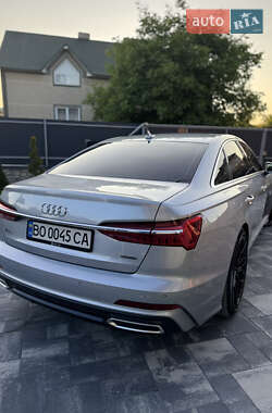 Седан Audi A6 2019 в 