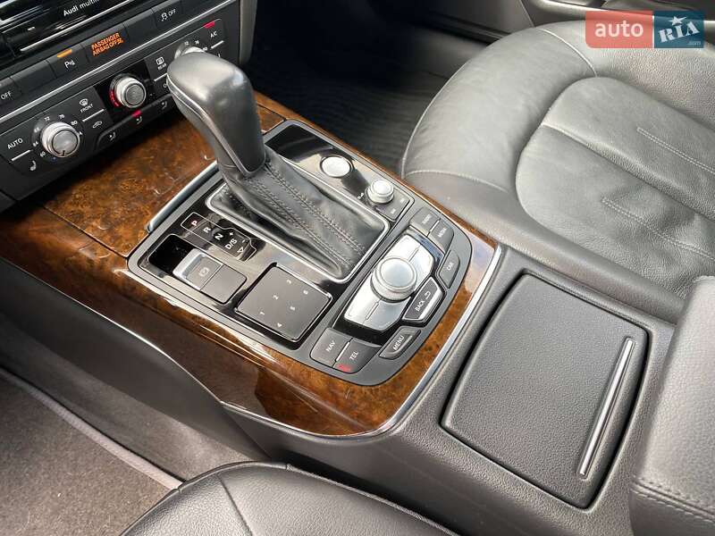 Седан Audi A6 2015 в Львове