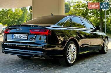 Седан Audi A6 2016 в 