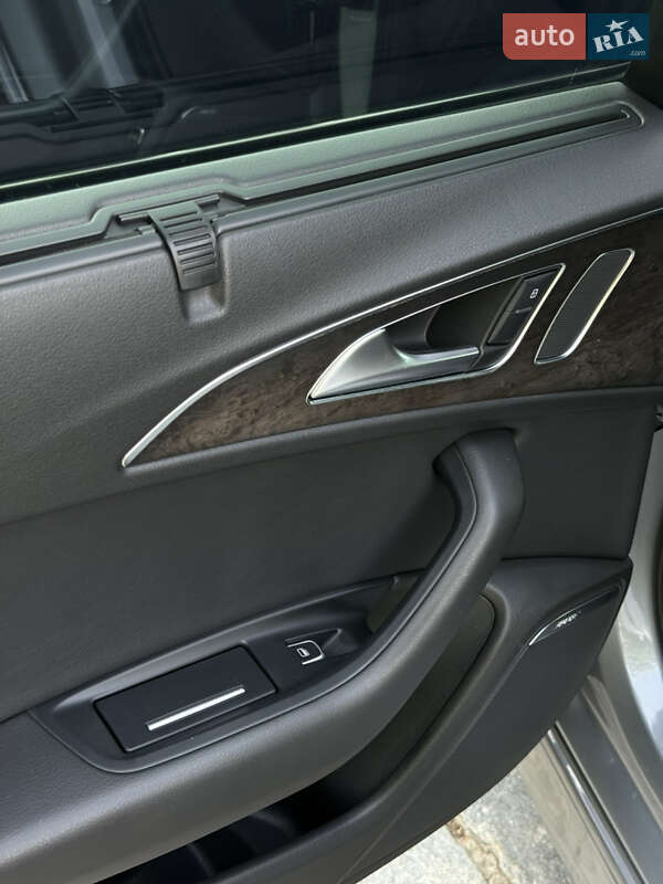 Седан Audi A6 2016 в Киеве