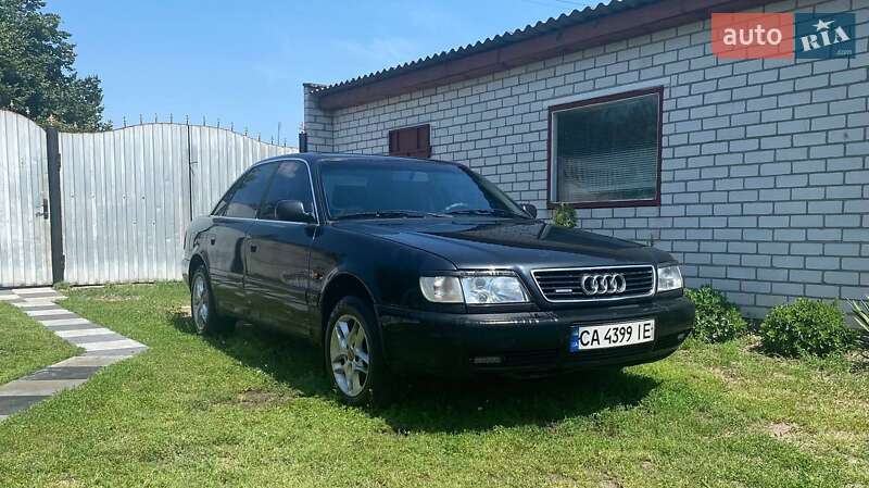 Седан Audi A6 1996 в 