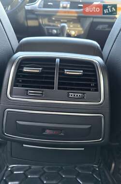 Седан Audi A6 2016 в 