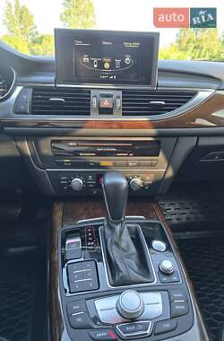 Седан Audi A6 2016 в 