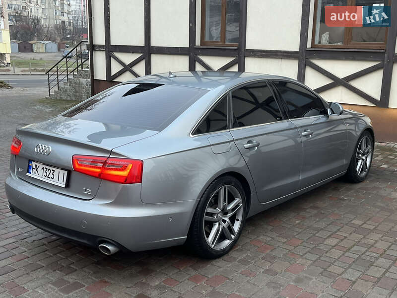 Седан Audi A6 2013 в Ровно