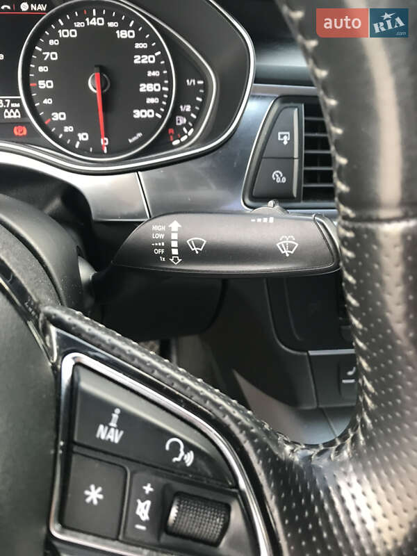 Седан Audi A6 2013 в Ровно