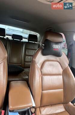 Седан Audi A6 2004 в 