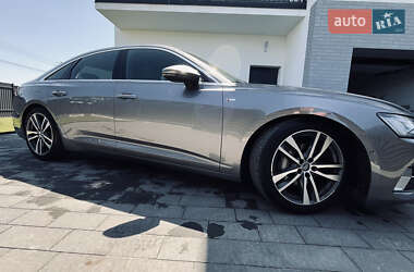 Седан Audi A6 2019 в 