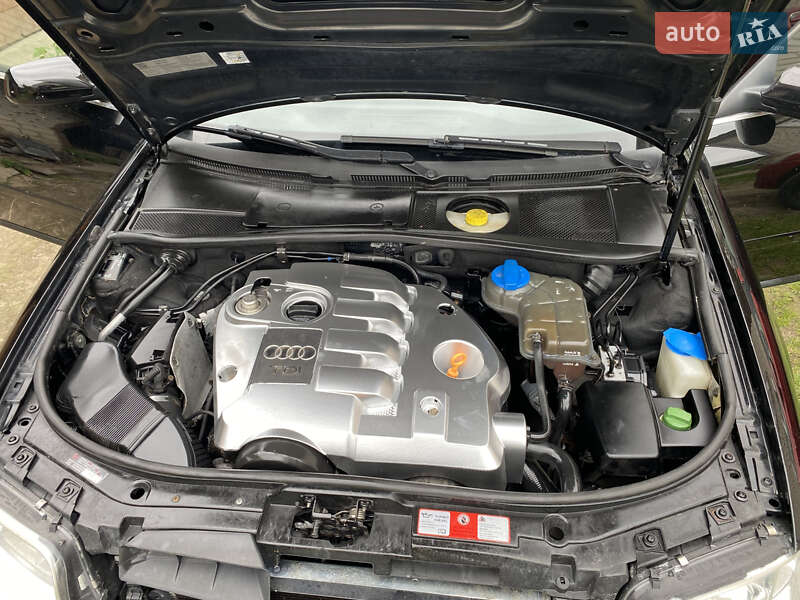 Седан Audi A6 2001 в Кременце