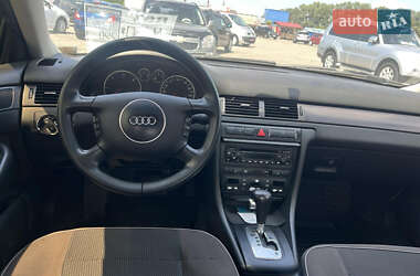 Седан Audi A6 2002 в 