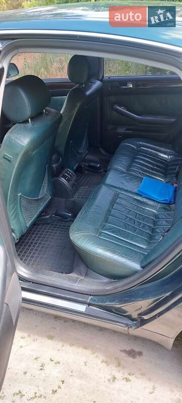 Седан Audi A6 1999 в Чугуєві