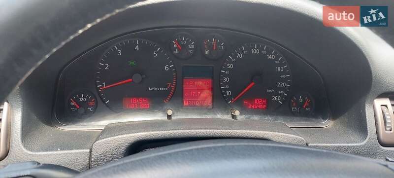 Седан Audi A6 1999 в Чугуєві
