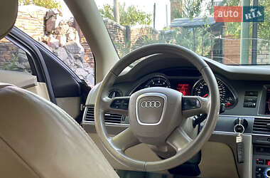 Седан Audi A6 2004 в 