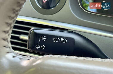 Седан Audi A6 2004 в 