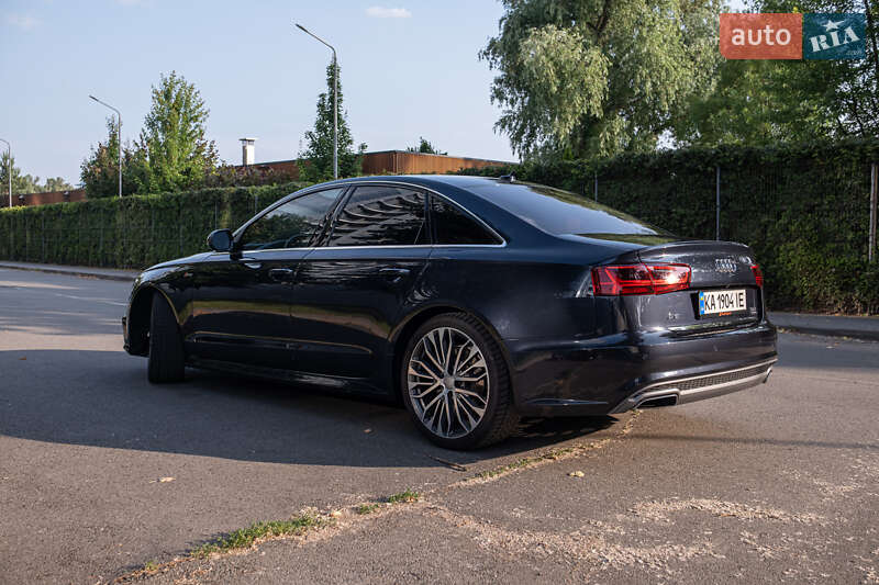 Седан Audi A6 2015 в Киеве