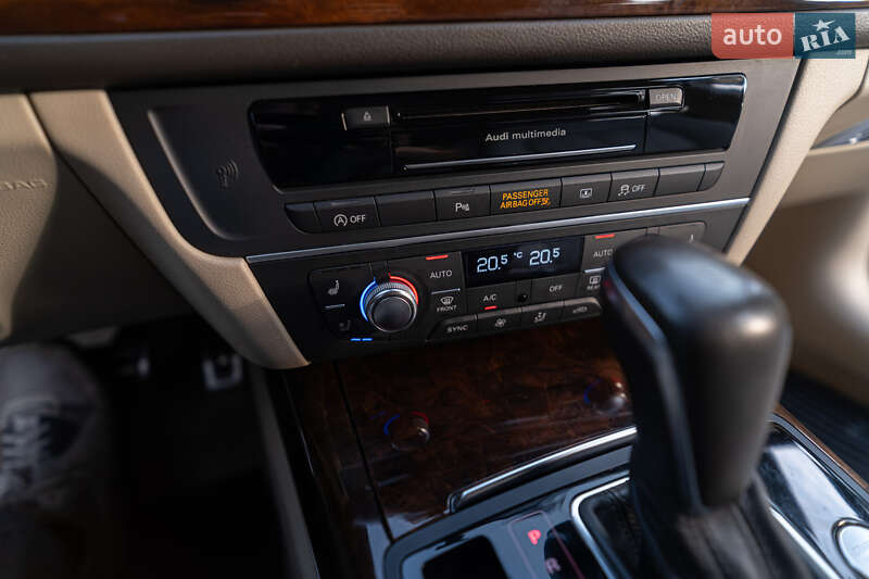 Седан Audi A6 2015 в Киеве