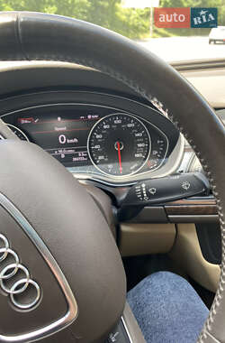 Седан Audi A6 2013 в 