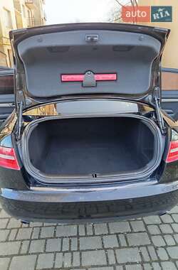 Седан Audi A6 2010 в 