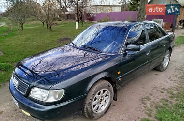 Седан Audi A6 1994 в 